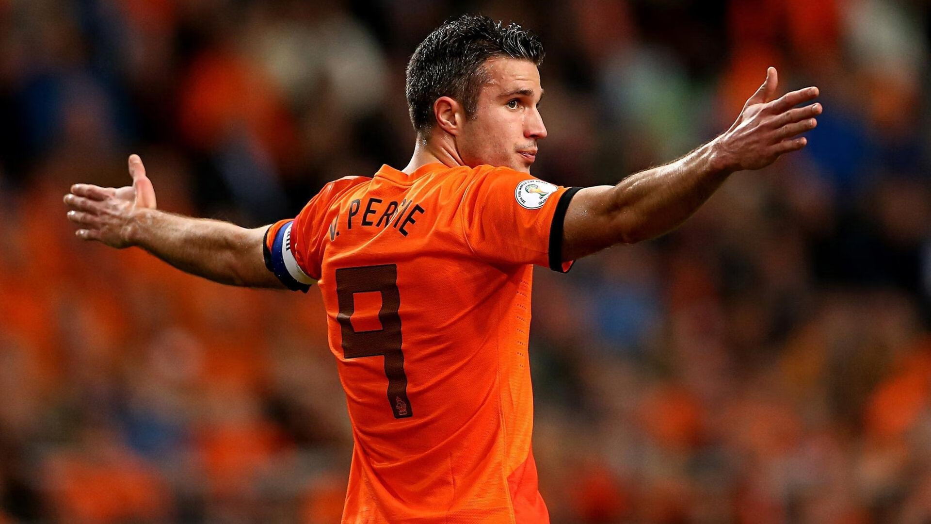 冠军球队球员设立个人奖学金鼓励本地优秀学子发展,球队获得冠军的祝贺词