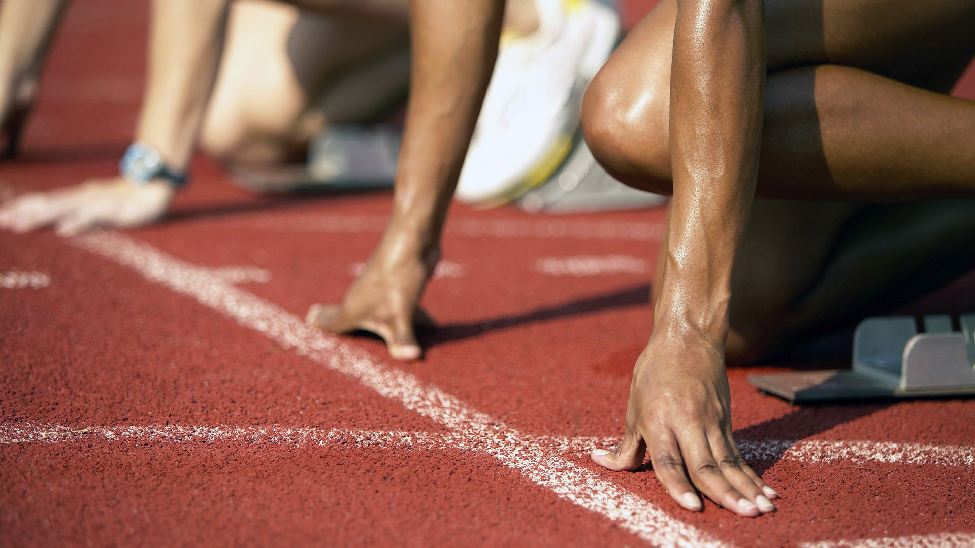 乐鱼（LEYU）体育-冠军球队球员参与公益读书活动传递正能量，球队取得冠军感言